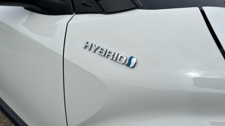 Toyota C-HR 2.0 Hybrid Dynamic 5dr CVT Hybrid Hatchback